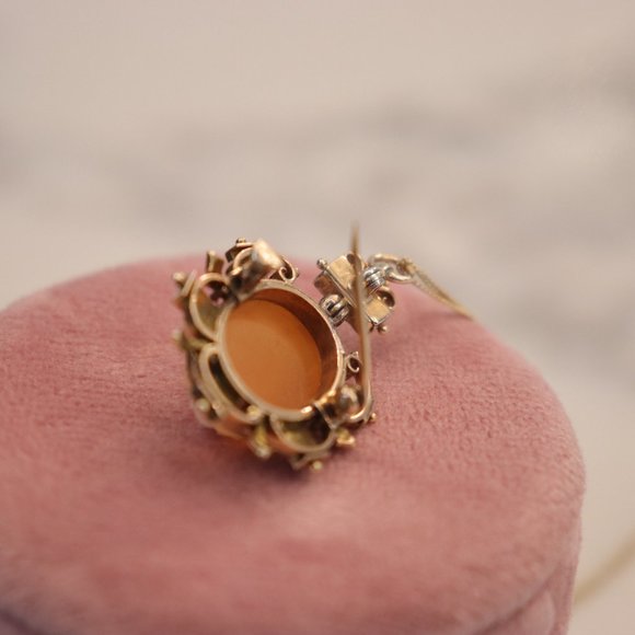 14ky Enamel and Seed Pearl Hard Shell Cameo - Picture 5 of 6